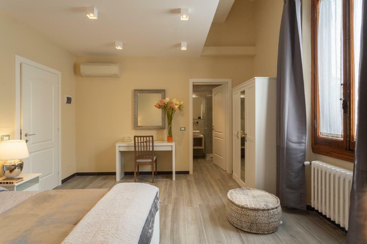Le Stanze Di Carla! Bagno Privato, Cucina In Comune Firenze Eksteriør billede